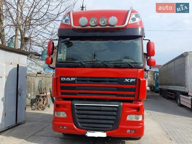 Тягач DAF XF 105 2010 в Луцьку фото Тягач DAF XF 105 2010 в Луцьку