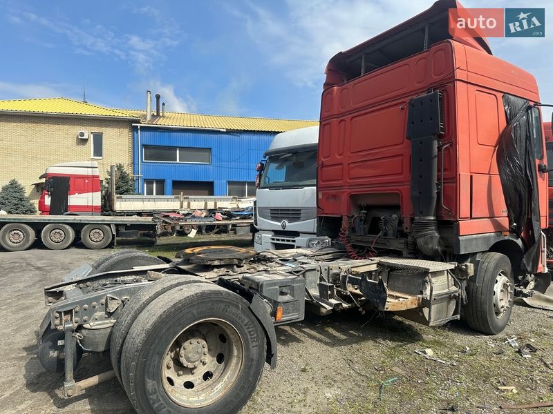 Тягач DAF XF 105 2010 в Дніпрі