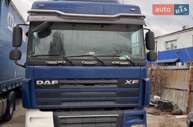 Тягач DAF XF 105 2009 в Киеве