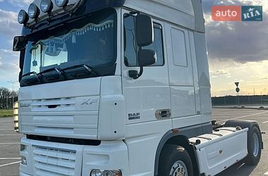Тягач DAF XF 105 2011 в Дніпрі
