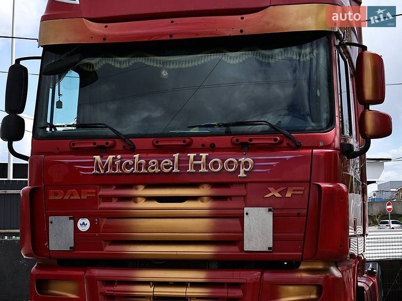 Грузовой фургон DAF XF 105 2008 в Львове
