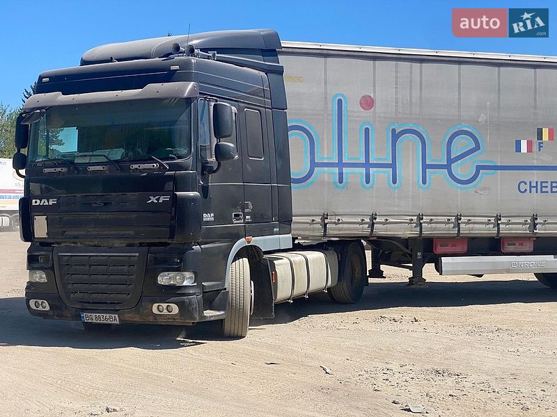Тягач DAF XF 105 2009 в Львове