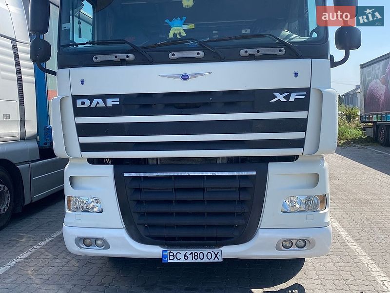 Тягач DAF XF 105 2007 в Львове