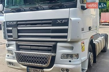 Тягач DAF XF 105 2012 в Киеве