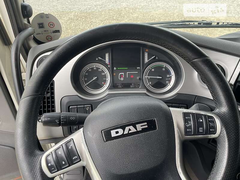 Тягач DAF XF 106 2015 в Чернівцях