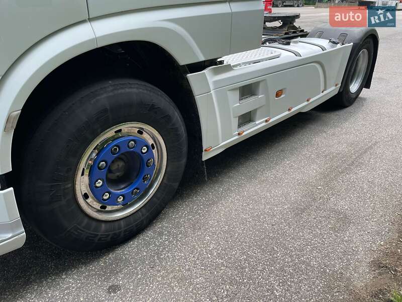 Тягач DAF XF 106 2015 в Хусті