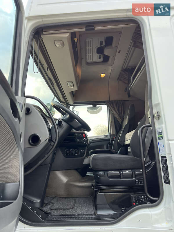 Тягач DAF XF 106 2015 в Черновцах