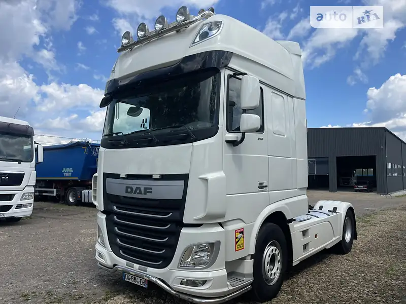 Тягач DAF XF 106 2014 в 