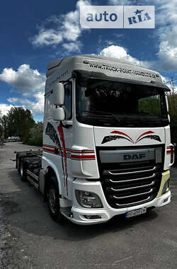 Контейнеровоз DAF XF 106 2016 в Тернополі