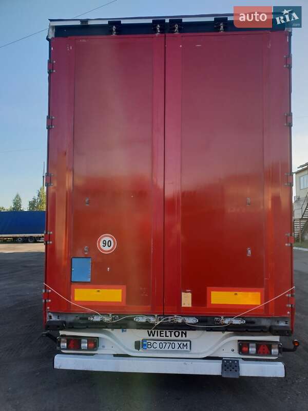 Грузовой фургон DAF XF 106 2016 в Шептицькому