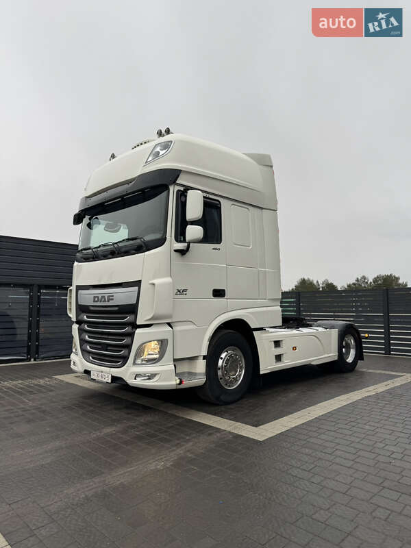 Тягач DAF XF 106 2015 в Вараші