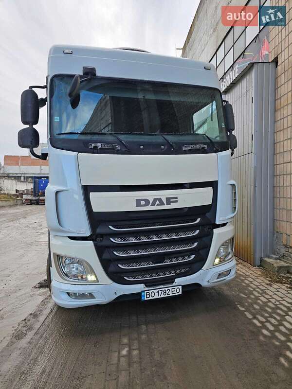 Тягач DAF XF 106 2016 в Тернополе