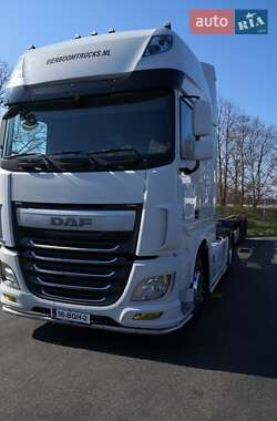 Тягач DAF XF 106 2015 в 