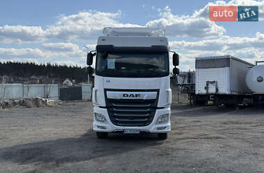 Тягач DAF XF 106 2017 в 