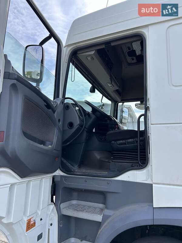 Тягач DAF XF 106 2015 в Киеве