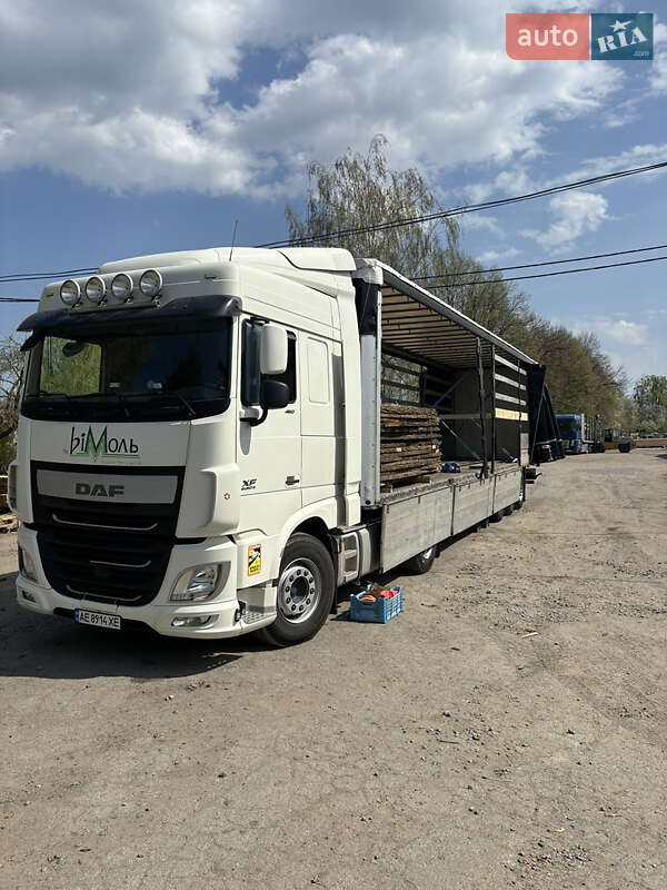 Тягач DAF XF 106 2015 в 