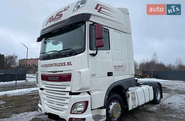 Тягач DAF XF 106 2015 в Ровно