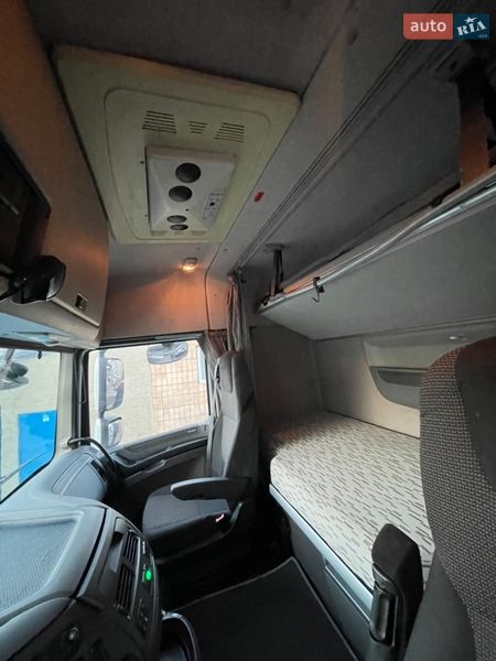 Тягач DAF XF 106 2014 в Ровно