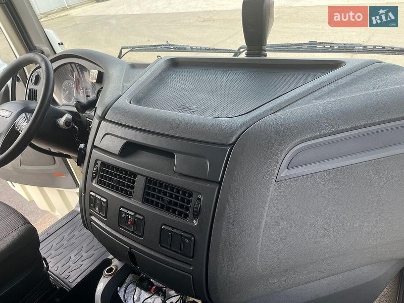Тягач DAF XF 106 2015 в Мукачево