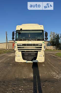 Тягач DAF XF 460 FT 2013 в Сарнах