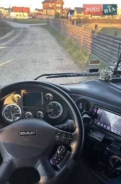 Тягач DAF XF 460 FT 2012 в 
