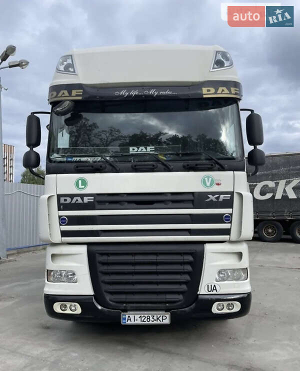 Тягач DAF XF 460 FT 2011 в Гостомеле