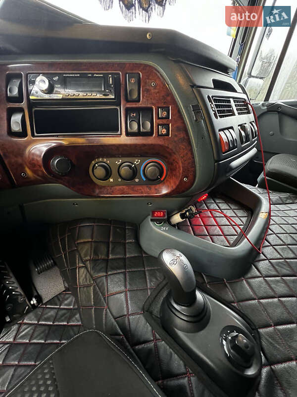 Цистерна DAF XF 95.430 2004 в Кривому Розі