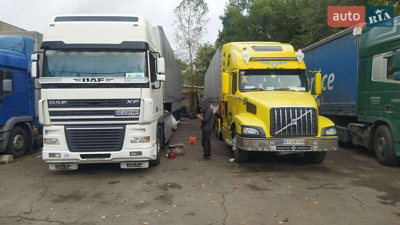 Тягач DAF XF 95.430 2004 в Каменском