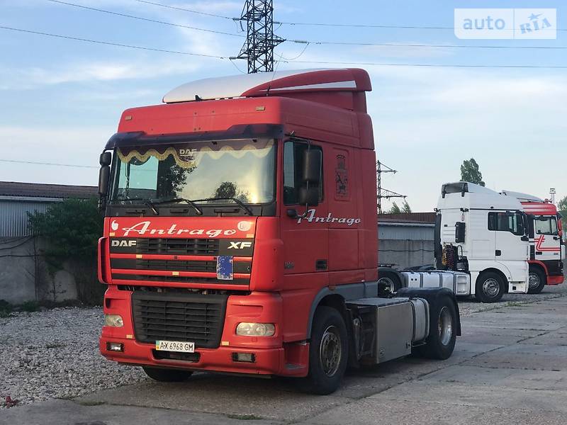 Тягач DAF XF 95 2004 в Вишневом