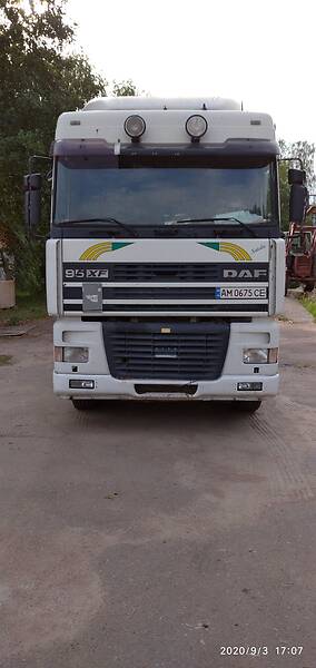 Тягач DAF XF 95 1998 в Житомирі