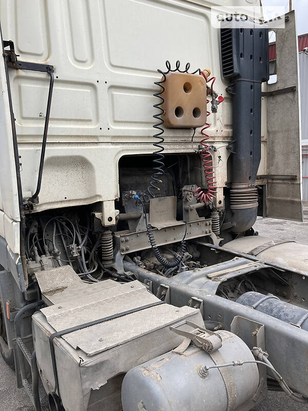 Тягач DAF XF 95 2001 в Кривом Роге