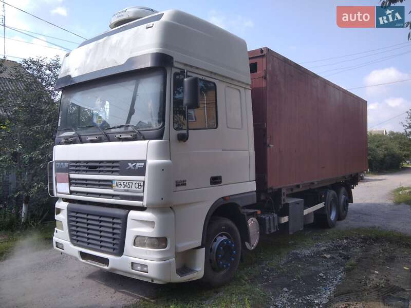 Грузовой фургон DAF XF 95 2006 в Хмельнике