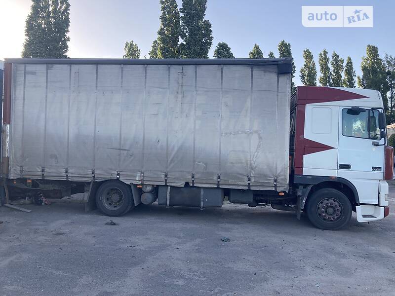 Грузовой фургон DAF XF 95 2001 в Черкассах