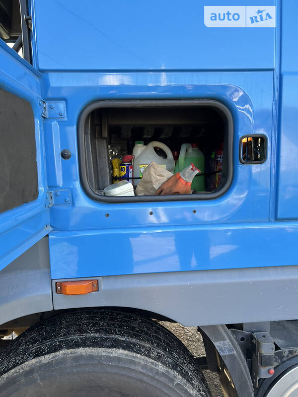 Контейнеровоз DAF XF 95 2004 в Тячеве фото 27 Контейнеровоз DAF XF 95 2004 в Тячеве