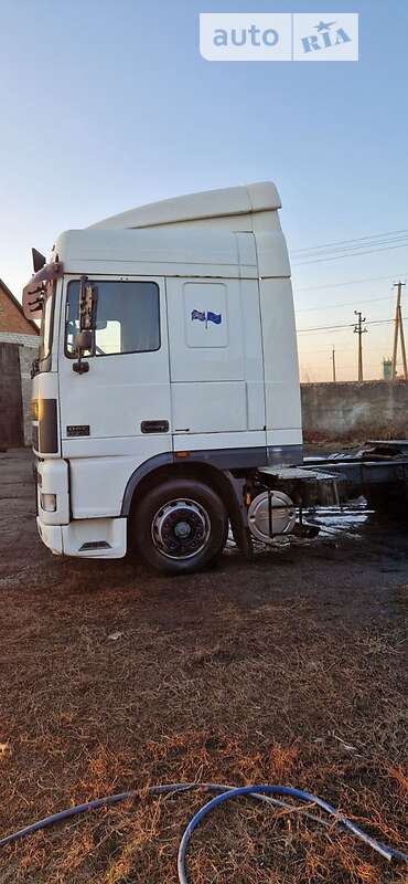 Тягач DAF XF 95 2002 в Петропавлівці