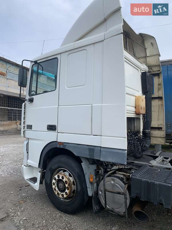 Тягач DAF XF 95 2000 в Запорожье