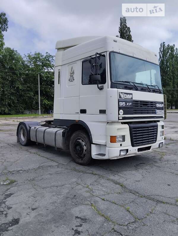 Тягач DAF XF 95 2002 в Кременчуге