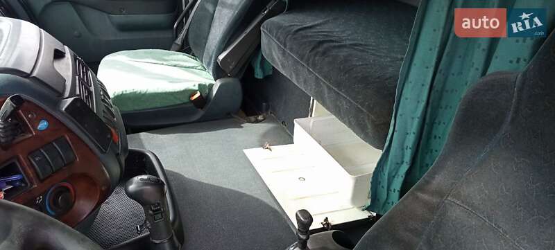 Тягач DAF XF 95 2002 в Фастове