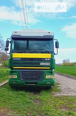 Самосвал DAF XF 95 2004 в 