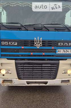 Кран-маніпулятор DAF XF 95 2000 в Макарові