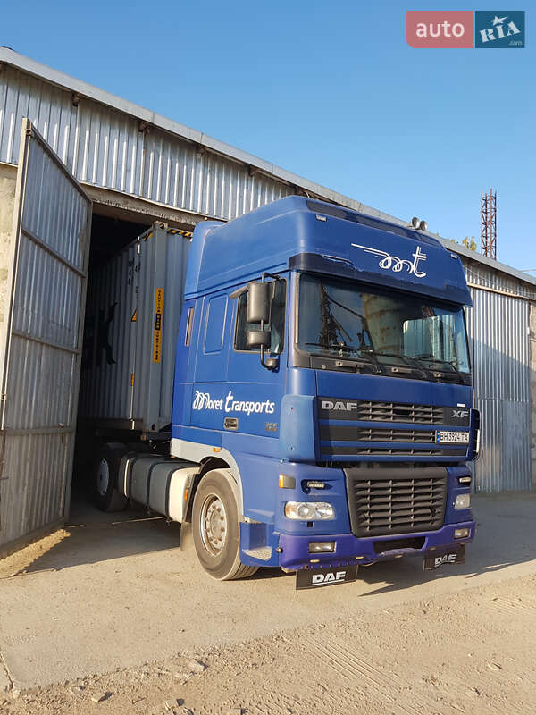 Тягач DAF XF 95 2004 в 