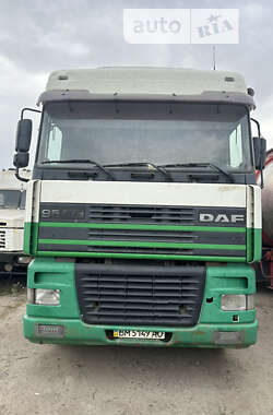 Тягач DAF XF 95 1999 в Охтирці