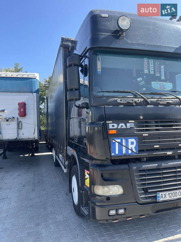 Тентований DAF XF 95 2005 в Харкові