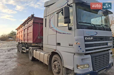 Зерновоз DAF XF 95 2004 в Жидачові