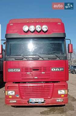 Тягач DAF XF 95 2002 в Кілії