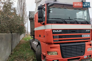 Зерновоз DAF XF 95 2003 в Маяках