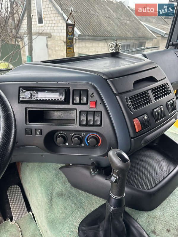 Тягач DAF XF 95 1998 в Каменском