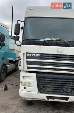 Тягач DAF XF 95 2004 в 