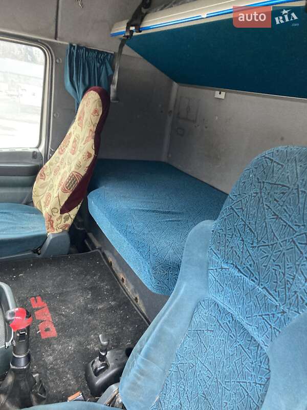 Тягач DAF XF 95 2005 в Кривом Роге