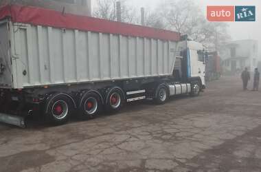 Тягач DAF XF 95 2005 в 